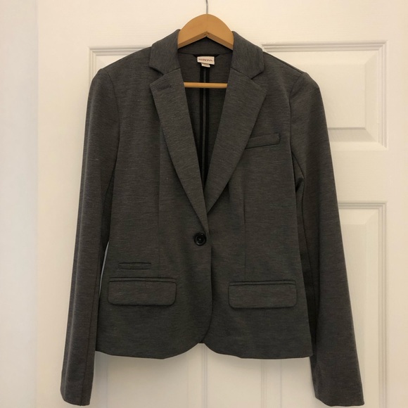 Grey jersey material blazer. Never worn - Picture 2 of 3